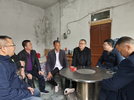 心系群众深情厚意暖民心——省统计局党组书记王文忠一行赴织金县熊家场镇调研乡村振兴工作开展“双联双促”活动171.png